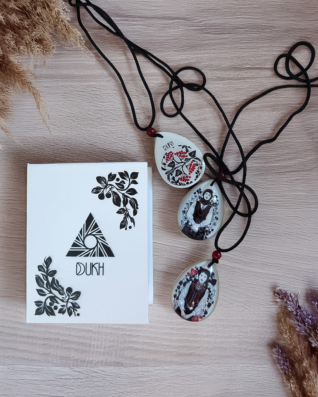 Crystal Pendant – Four Queens Collection