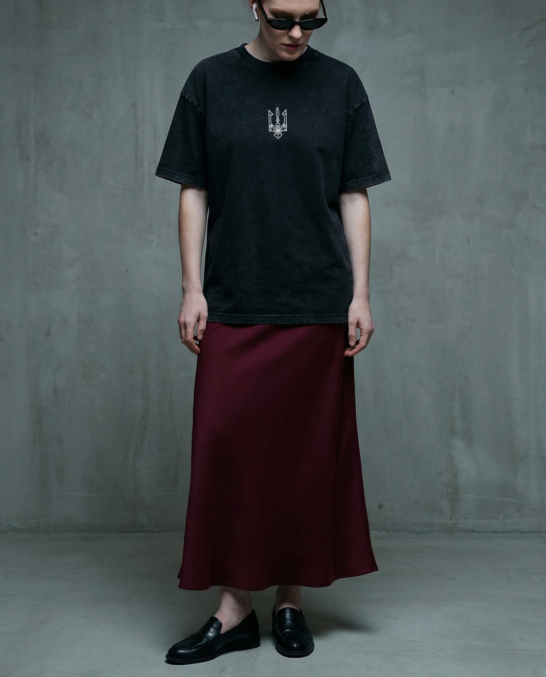 Geometric Tryzub Graphic Acid-Wash T-Shirt